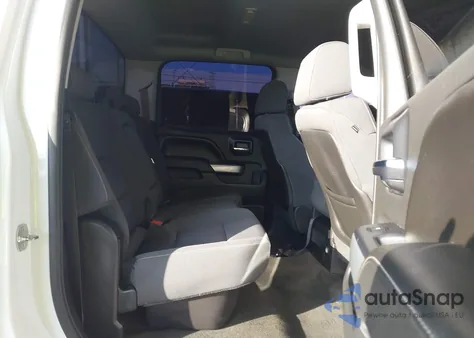 2015 Chevrolet Silverado 1500 2Lt z USA, uszkodzony, nr VIN 3GCUKREC3FG381947